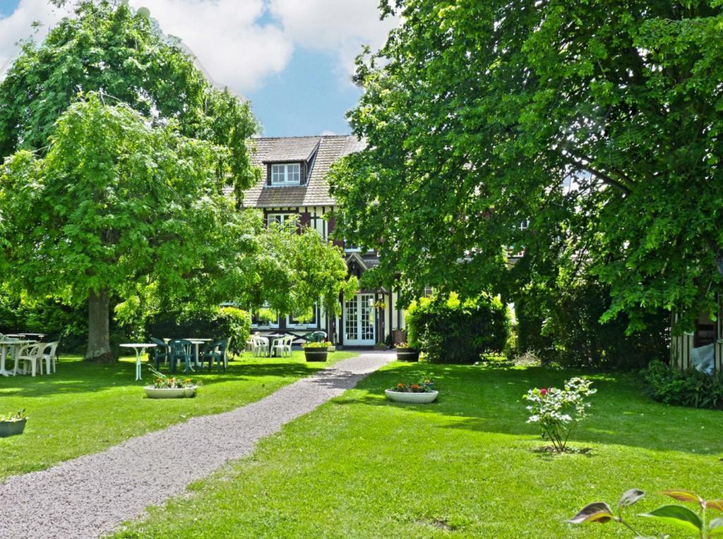 Logis Auberge Des Aulnettes Эрувиль-Сен-Клер Экстерьер фото