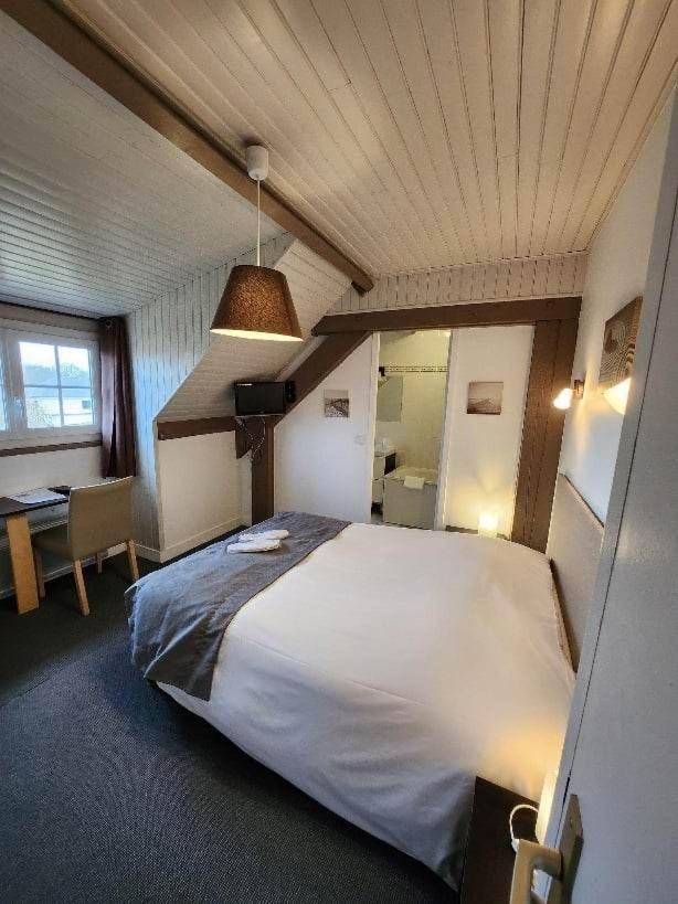 Logis Auberge Des Aulnettes Эрувиль-Сен-Клер Экстерьер фото