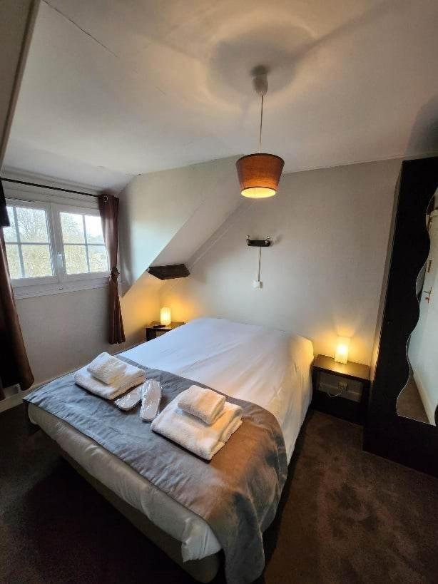 Logis Auberge Des Aulnettes Эрувиль-Сен-Клер Экстерьер фото