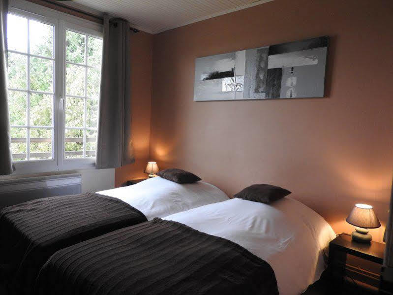 Logis Auberge Des Aulnettes Эрувиль-Сен-Клер Экстерьер фото