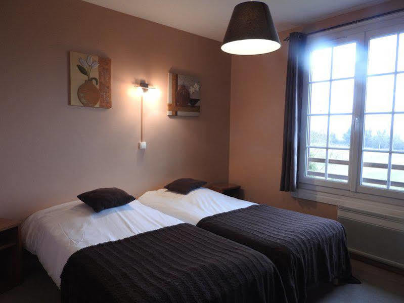 Logis Auberge Des Aulnettes Эрувиль-Сен-Клер Экстерьер фото
